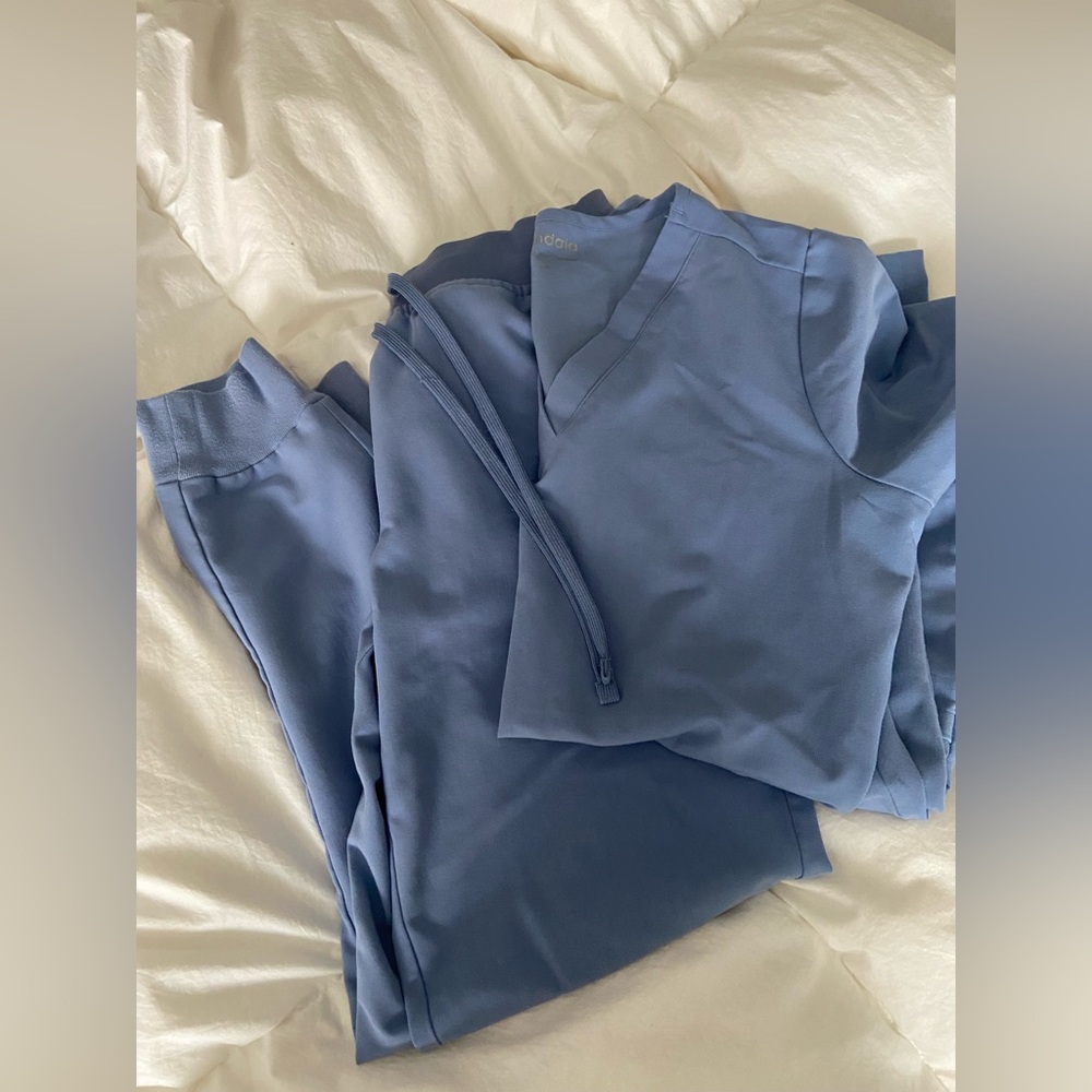 Mandala Blue Scrub Set